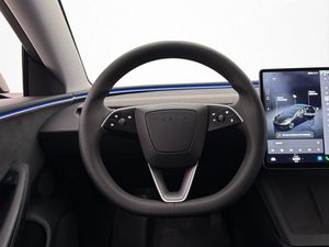 Tesla Model 3 bild 13