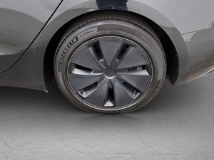 Tesla Model 3 bild 32