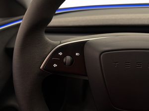Tesla Model 3 bild 14