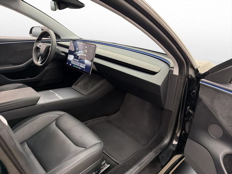 Tesla Model 3 bild 26