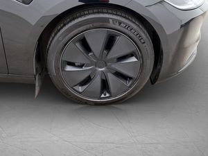 Tesla Model 3 bild 34