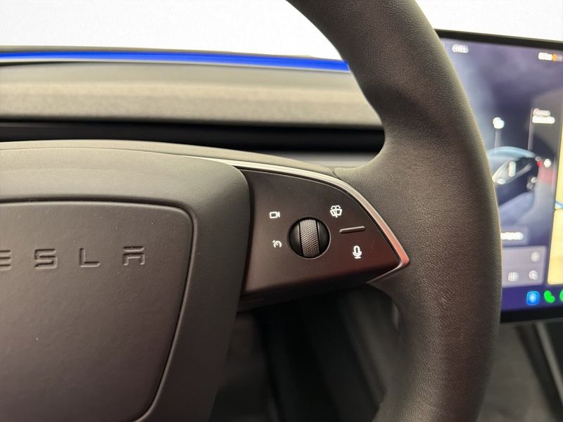 Tesla Model 3 bild 15