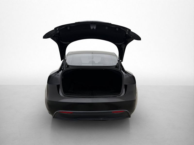 Tesla Model 3 bild 28
