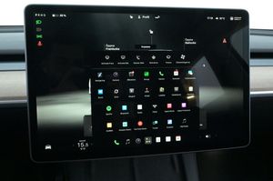 Tesla Model Y bild 21