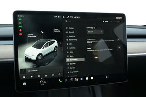 Tesla Model Y bild 16