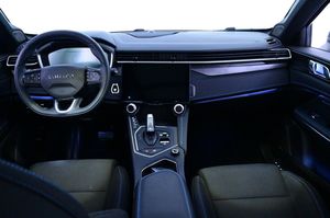 Lynk & Co 01 bild 6