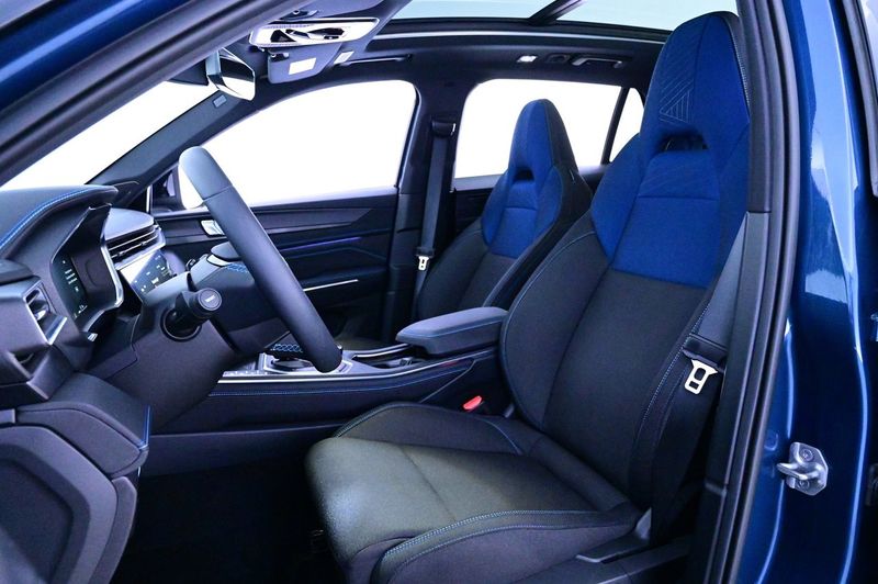 Lynk & Co 01 bild 9