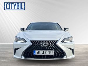 Lexus ES bild 8