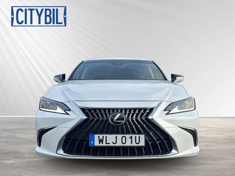 Lexus ES bild 8