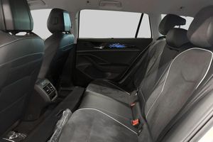 Volkswagen Passat bild 9