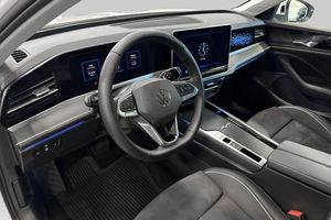 Volkswagen Passat bild 7
