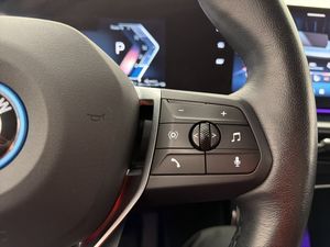 BMW 225 bild 17