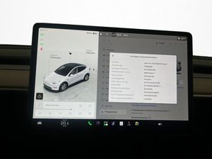 Tesla Model Y bild 26