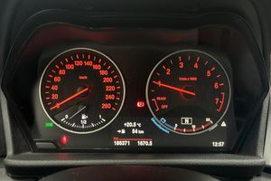 BMW 218 bild 17