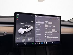 Tesla Model Y bild 23
