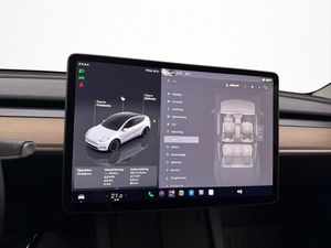 Tesla Model Y bild 25