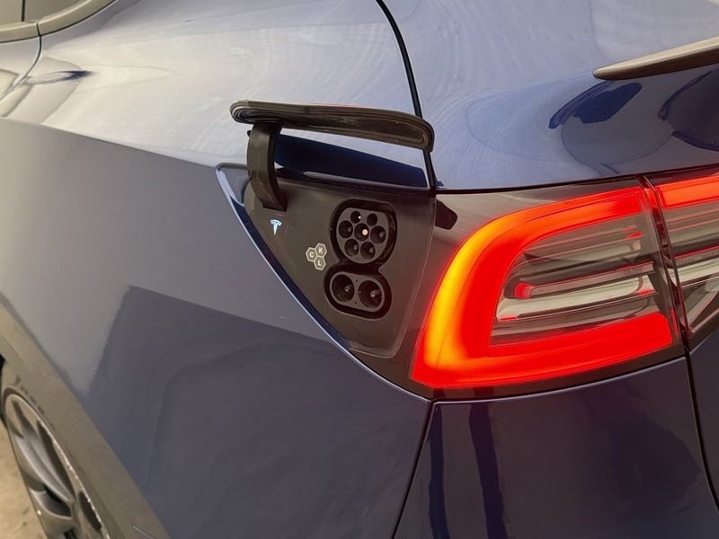 Tesla Model Y bild 20