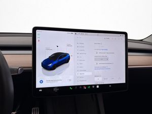 Tesla Model Y bild 33