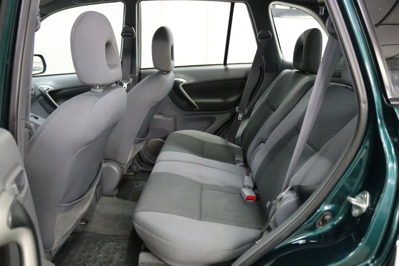 Toyota RAV4 bild 10