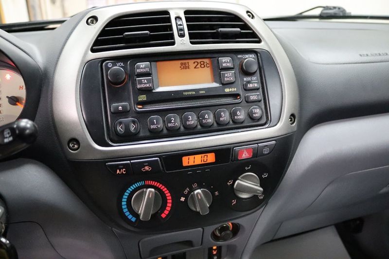 Toyota RAV4 bild 15