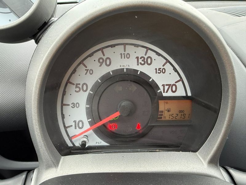 Peugeot 107 bild 10
