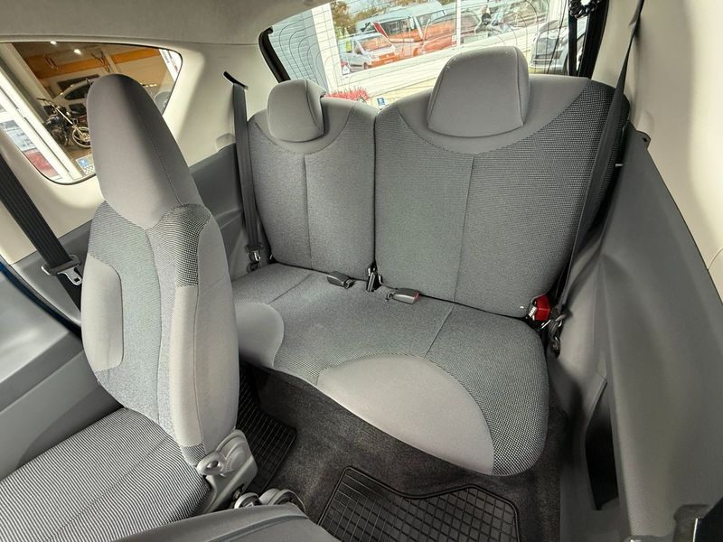 Peugeot 107 bild 9