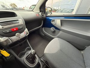 Peugeot 107 bild 12