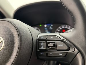 Toyota Yaris bild 24