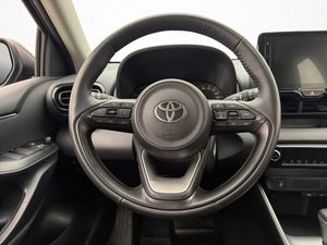 Toyota Yaris bild 15