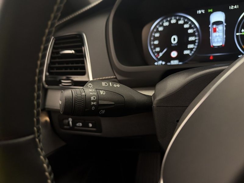 Volvo XC90 bild 26