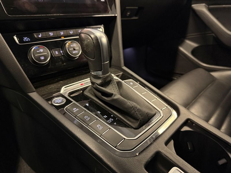 Volkswagen Passat bild 14