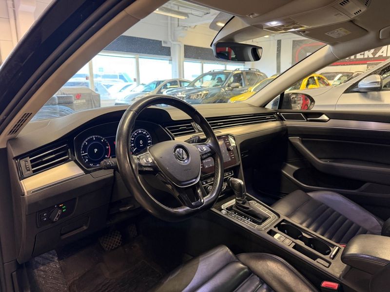Volkswagen Passat bild 9