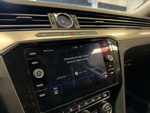 Volkswagen Passat bild 13