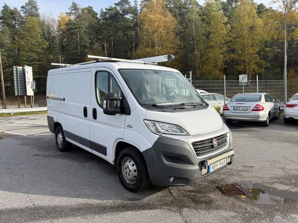 Fiat Ducato 30 Van 2.3 Multijet 130hk 3-sits Dragkrok Endast 2 ägare - 2016