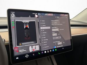Tesla Model Y bild 26