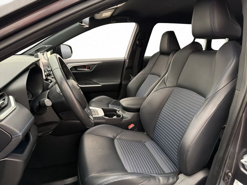 Toyota RAV4 bild 9