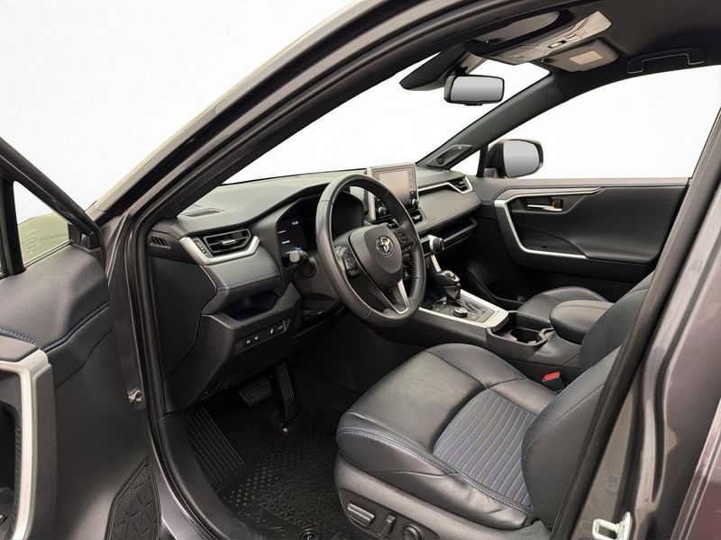 Toyota RAV4 bild 8