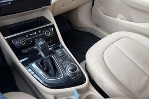 BMW 218 bild 21