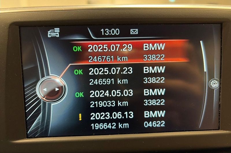 BMW 218 bild 26