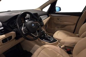 BMW 218 bild 12