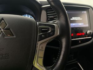 Mitsubishi Outlander bild 16