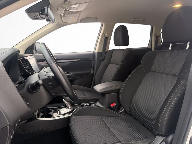 Mitsubishi Outlander bild 11