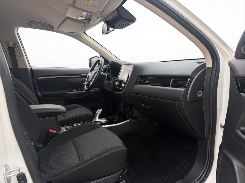 Mitsubishi Outlander bild 26