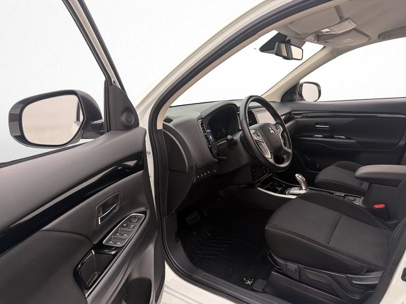 Mitsubishi Outlander bild 10