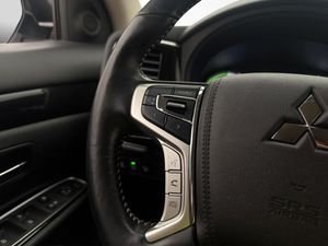 Mitsubishi Outlander bild 14