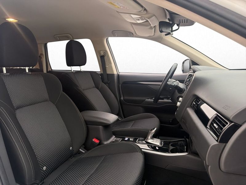 Mitsubishi Outlander bild 25