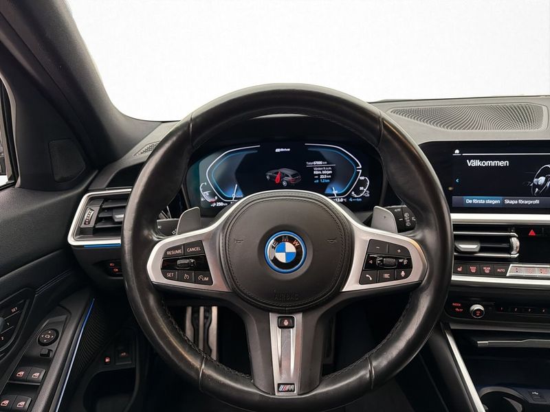 BMW 330 bild 14