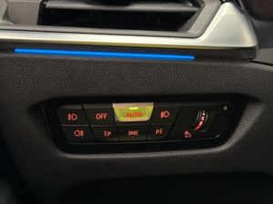 BMW 330 bild 36