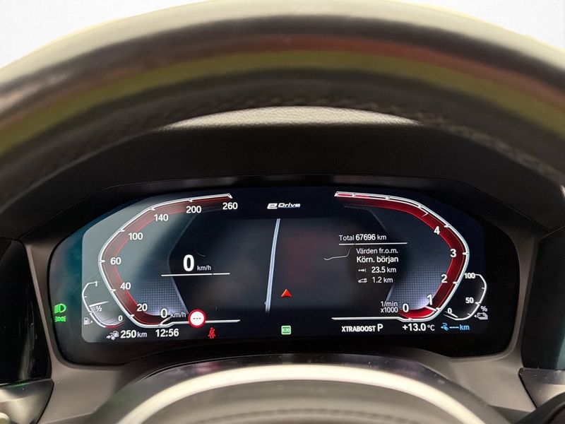 BMW 330 bild 17