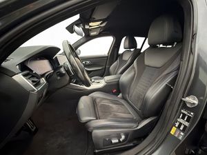 BMW 330 bild 12